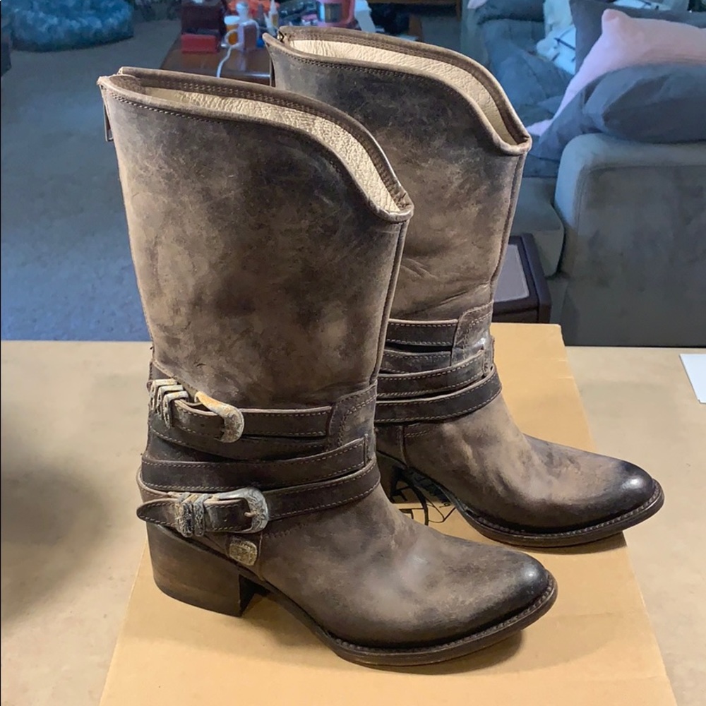 Freebird by Steven Pikes boots